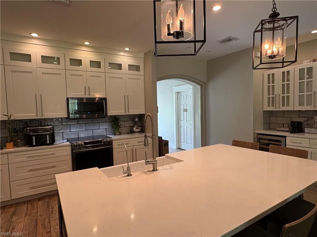110 16th Ave Ne, Naples, FL 34120 Photo