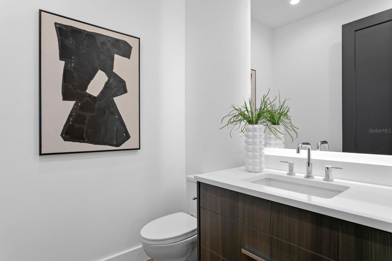 2087 Michigan Avenue Ne, Saint Petersburg, FL 33703 Photo