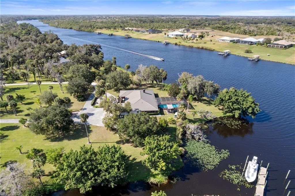 639 Rope Bend Dr, Labelle, FL 33935 Photo