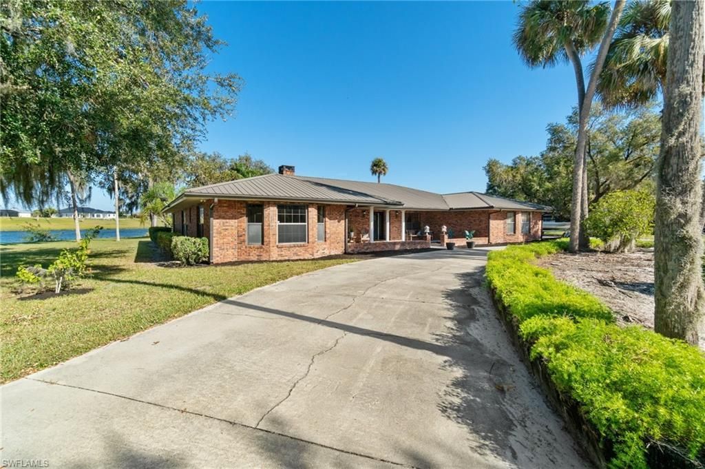 639 Rope Bend Dr, Labelle, FL 33935 Photo