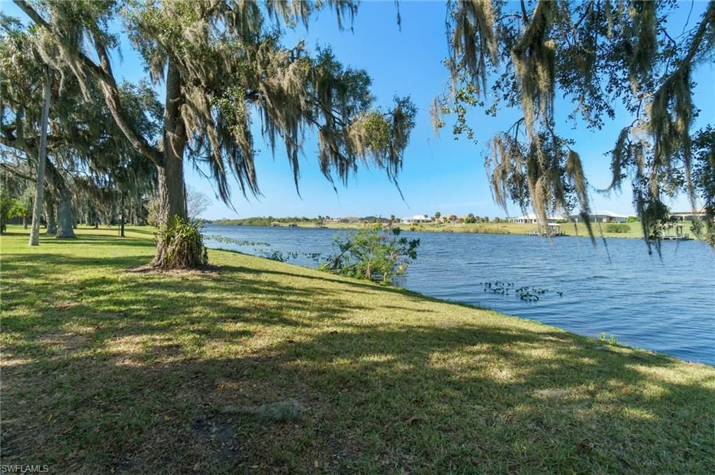 639 Rope Bend Dr, Labelle, FL 33935 Photo