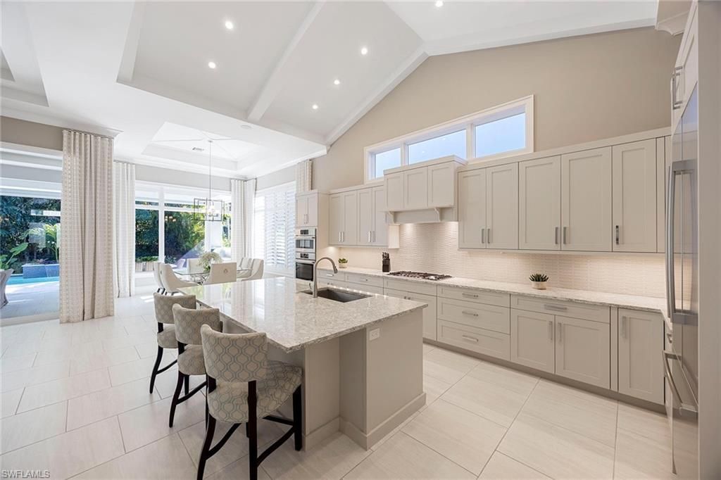 6818 Mangrove Ave, Naples, FL 34109 Photo