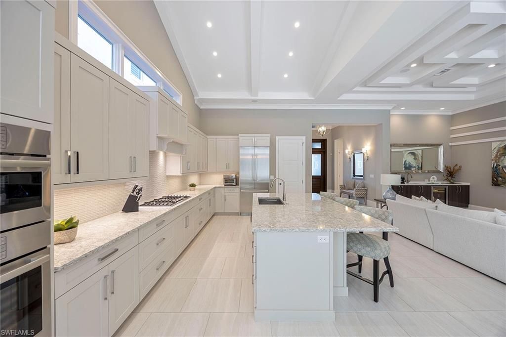 6818 Mangrove Ave, Naples, FL 34109 Photo
