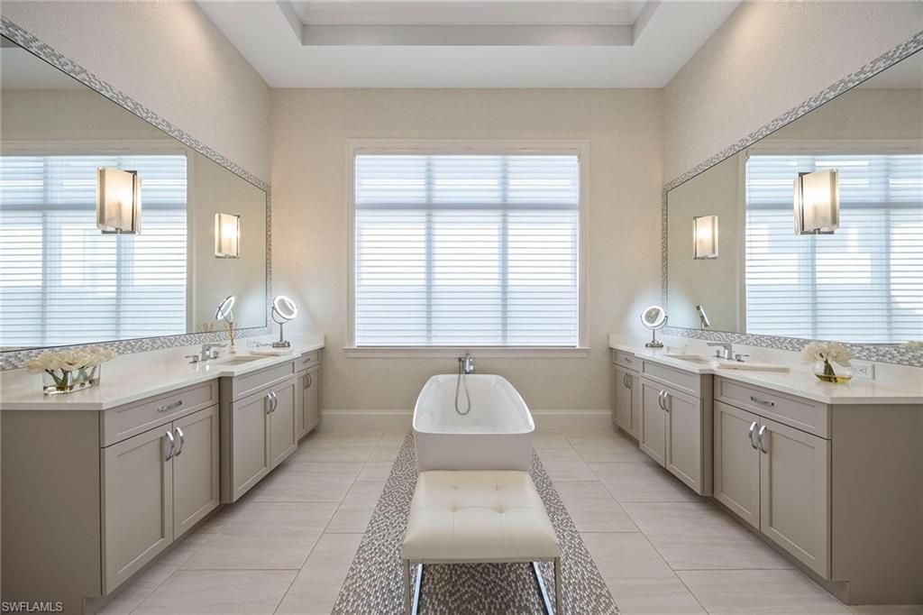 6818 Mangrove Ave, Naples, FL 34109 Photo