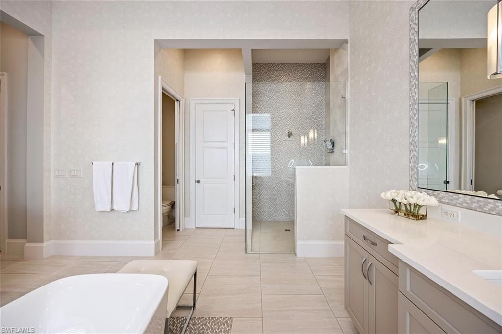 6818 Mangrove Ave, Naples, FL 34109 Photo