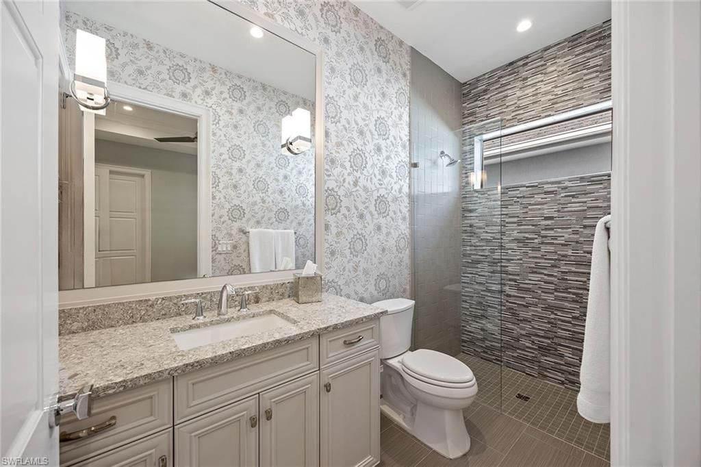 6818 Mangrove Ave, Naples, FL 34109 Photo