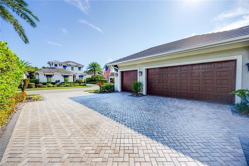 6818 Mangrove Ave, Naples, FL 34109 Photo