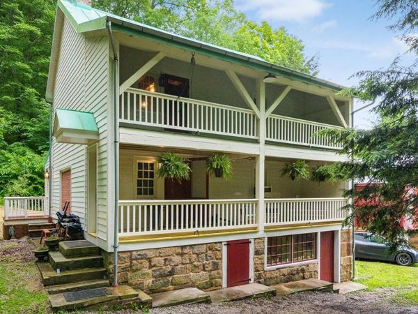 24000 State Route 180, Rockbridge, OH 43149