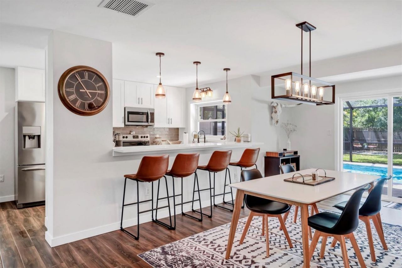 2141 Hyde Park Street, Sarasota, FL 34239 Photo