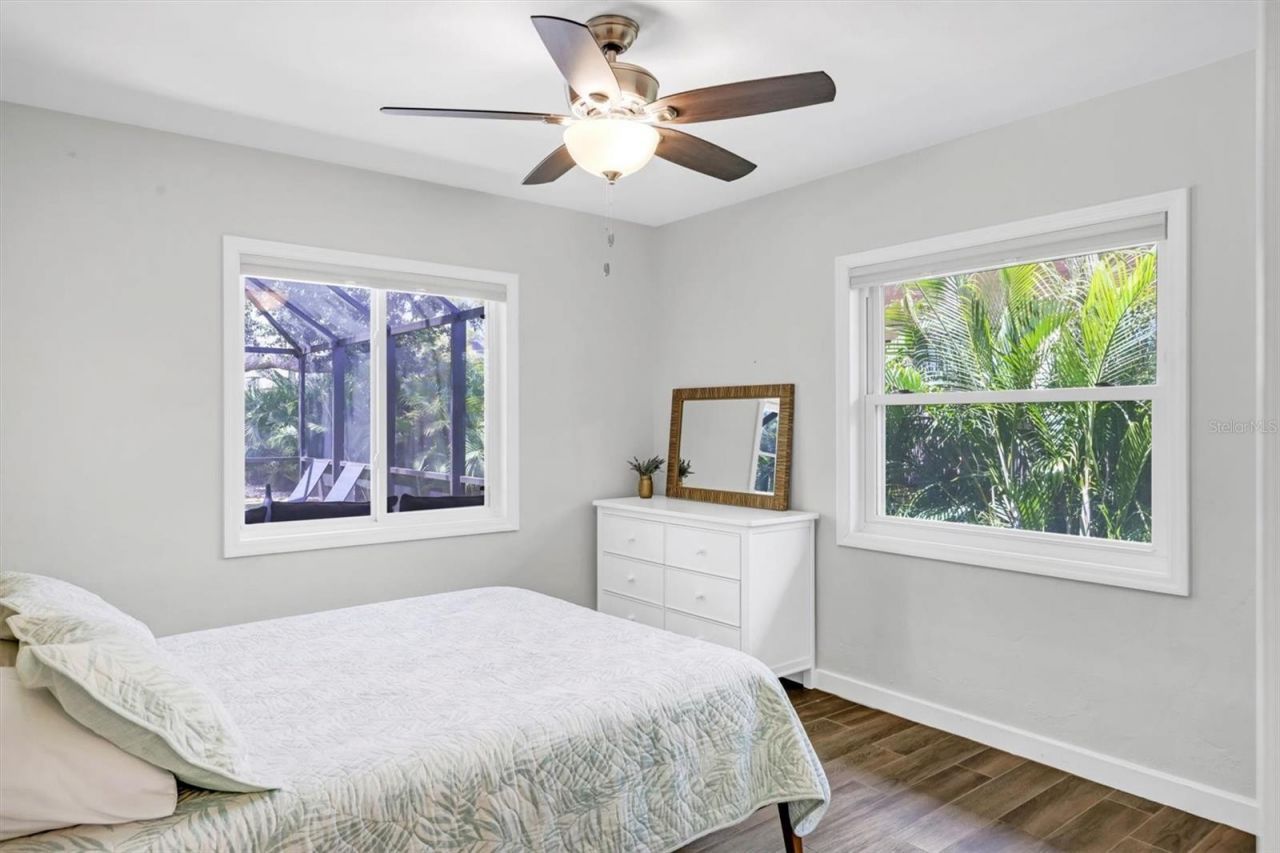 2141 Hyde Park Street, Sarasota, FL 34239 Photo