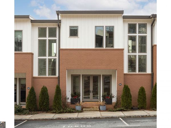 10904 Serenbe Lane, Chattahoochee Hills, GA 30268
