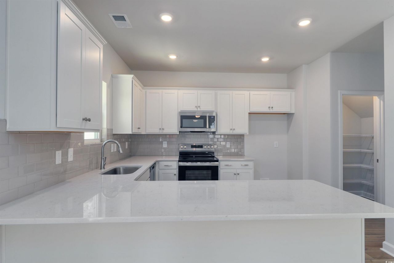 412 Meadow Sweet Pl Photo 6