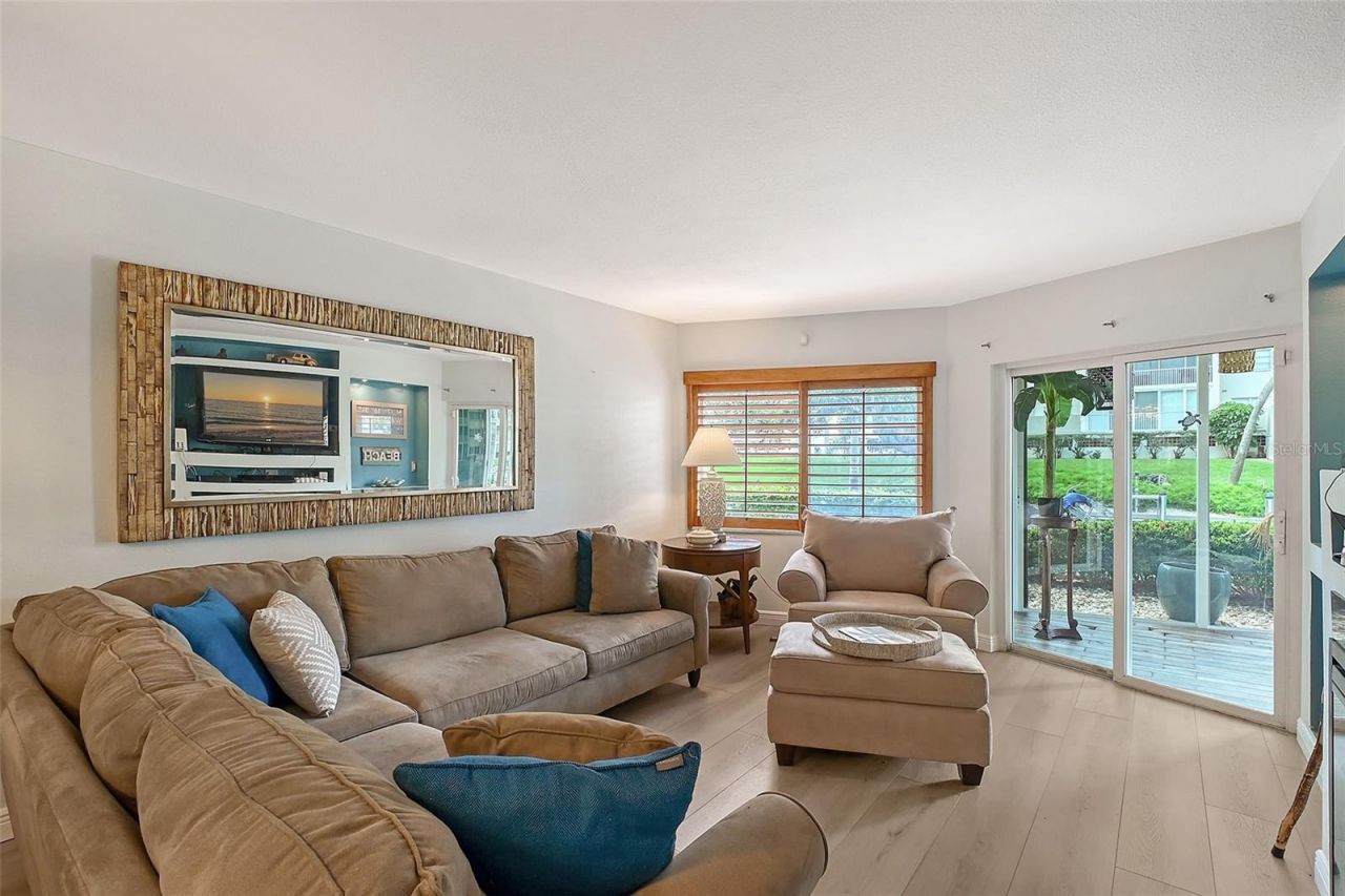 1300 N Portofino Drive, Unit 103, Sarasota, FL 34242 Photo