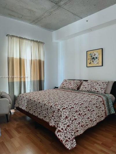 10 SW South River Dr, Unit 1606, Miami, FL 33130 Photo