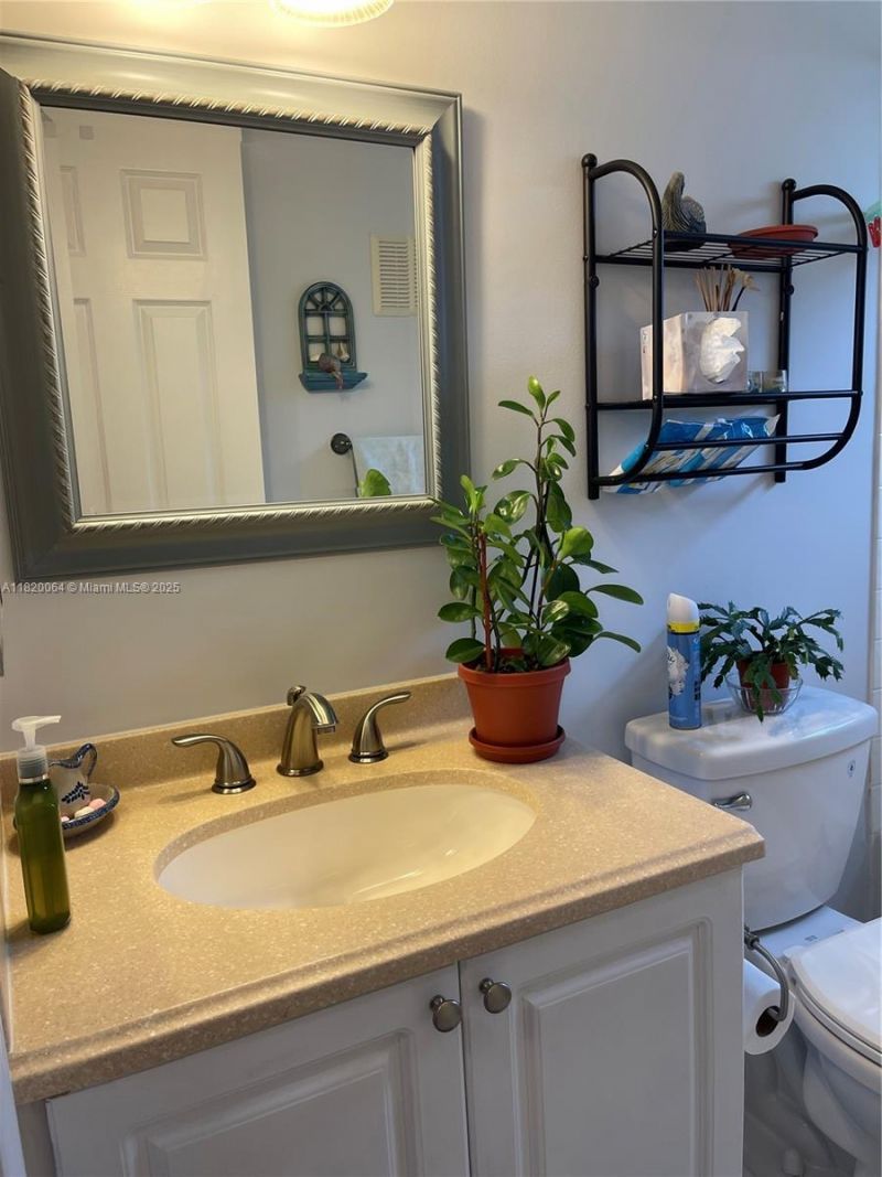 10422 NW 24th Pl, Unit 210, Sunrise, FL 33322 Photo