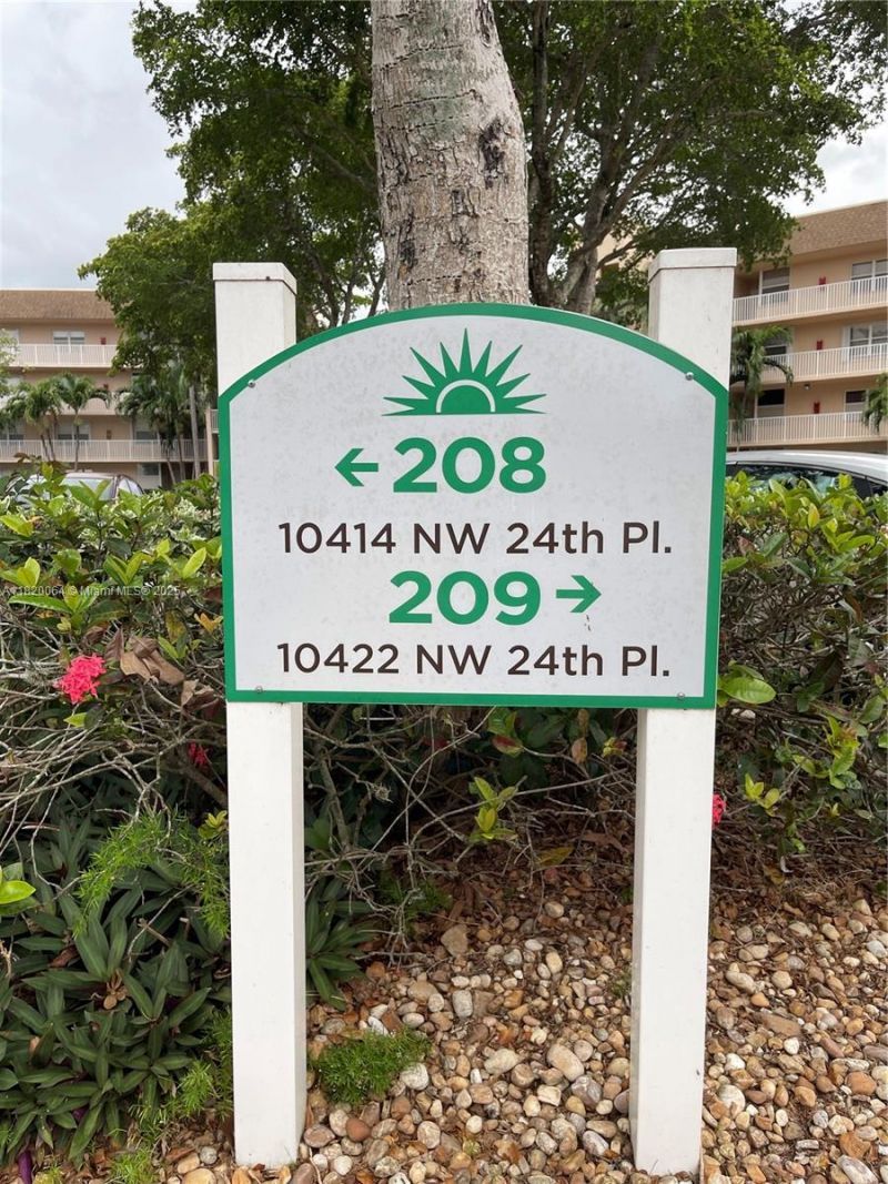 10422 NW 24th Pl, Unit 210, Sunrise, FL 33322 Photo