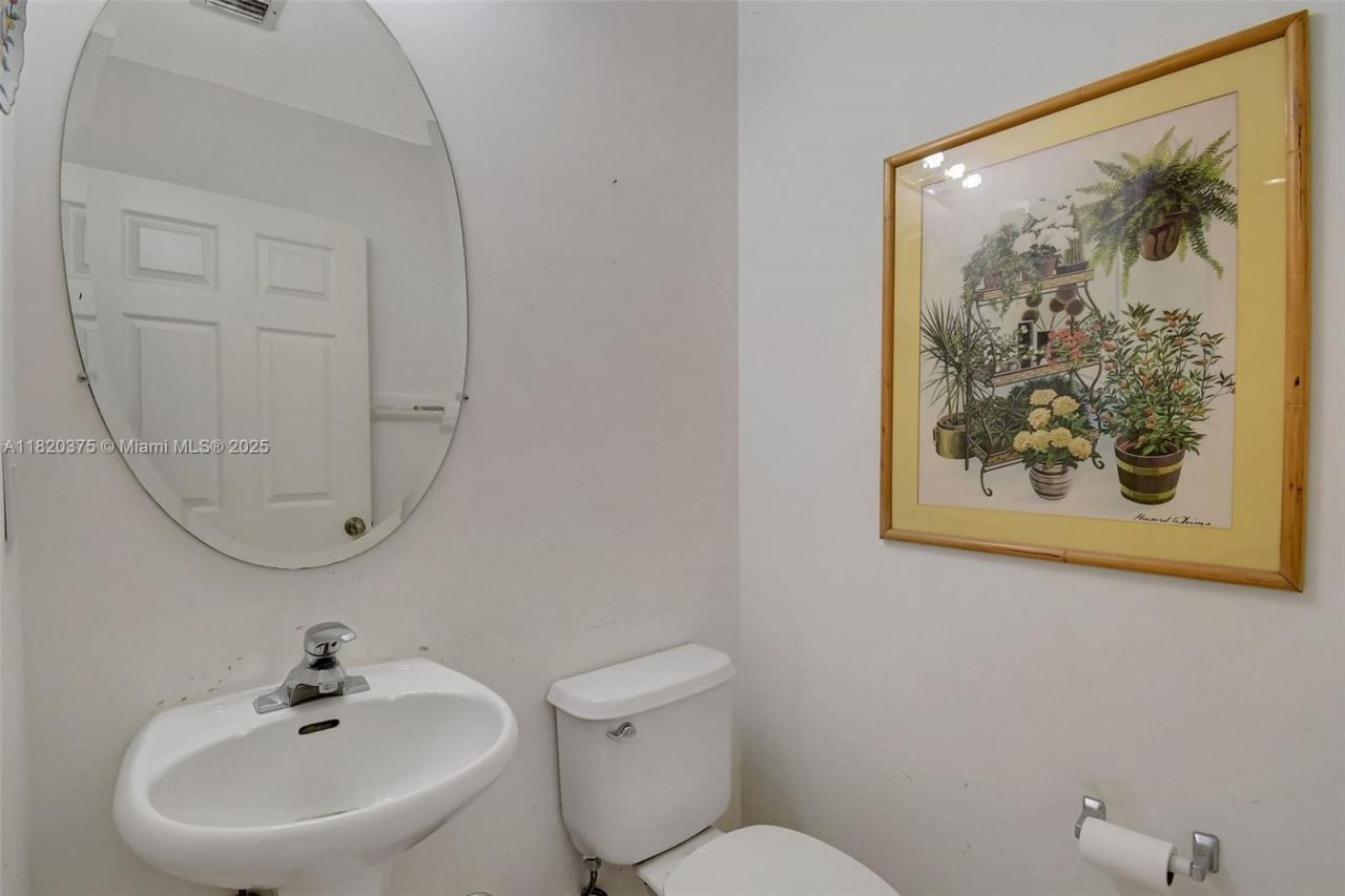 20865 NW 3rd Ln, Pembroke Pines, FL 33029 Photo