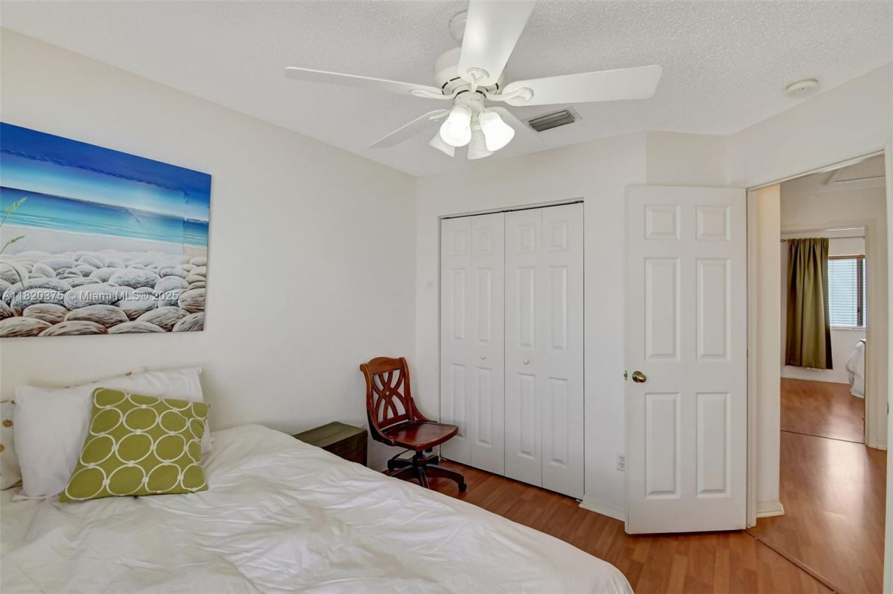 20865 NW 3rd Ln, Pembroke Pines, FL 33029 Photo