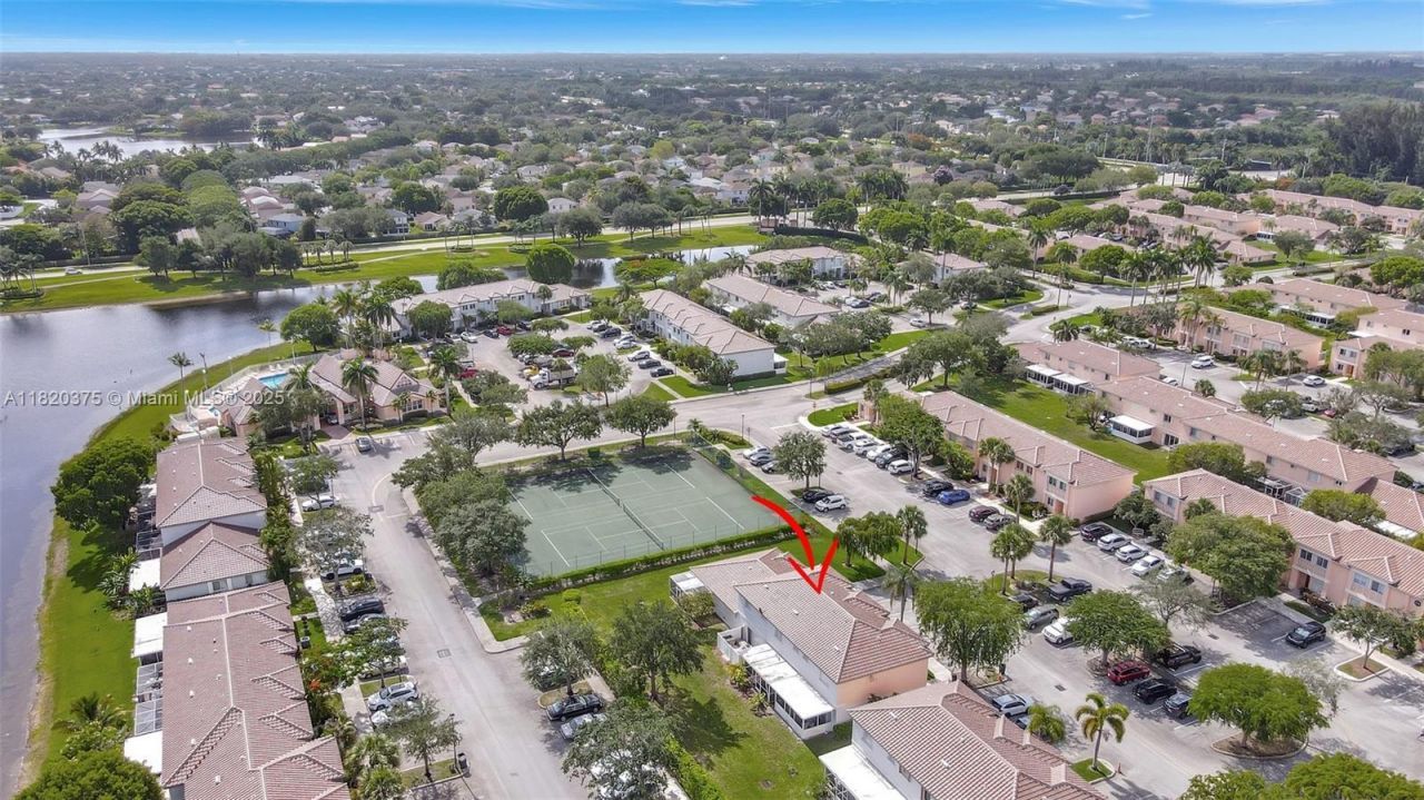 20865 NW 3rd Ln, Pembroke Pines, FL 33029 Photo