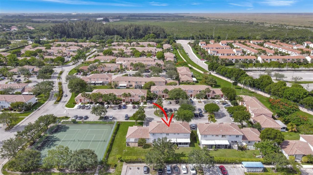 20865 NW 3rd Ln, Pembroke Pines, FL 33029 Photo