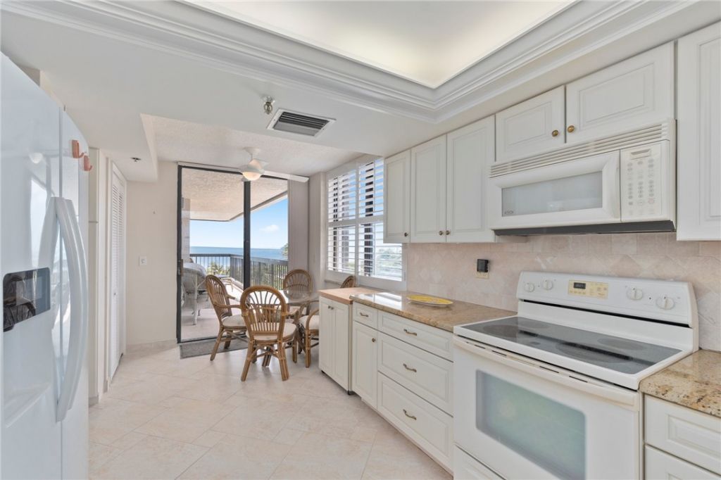 3100 N Highway A1a, Unit 506, Hutchinson Island, FL 34949 Photo