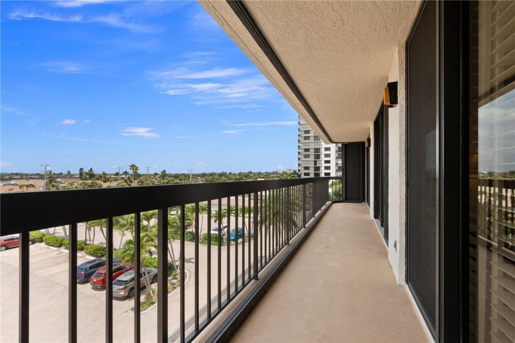 3100 N Highway A1a, Unit 506, Hutchinson Island, FL 34949 Photo