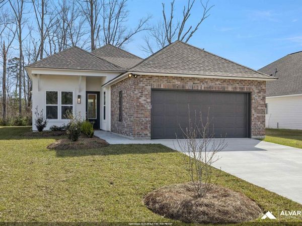 25305 Burlington Dr, Denham Springs, LA 70726