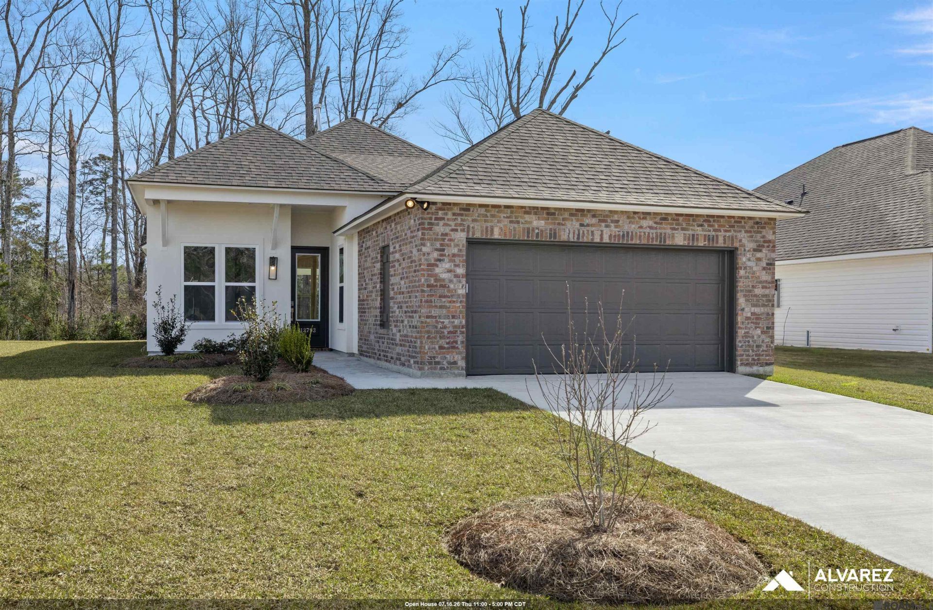 25305 Burlington Dr, Denham Springs, LA 70726 Main Photo