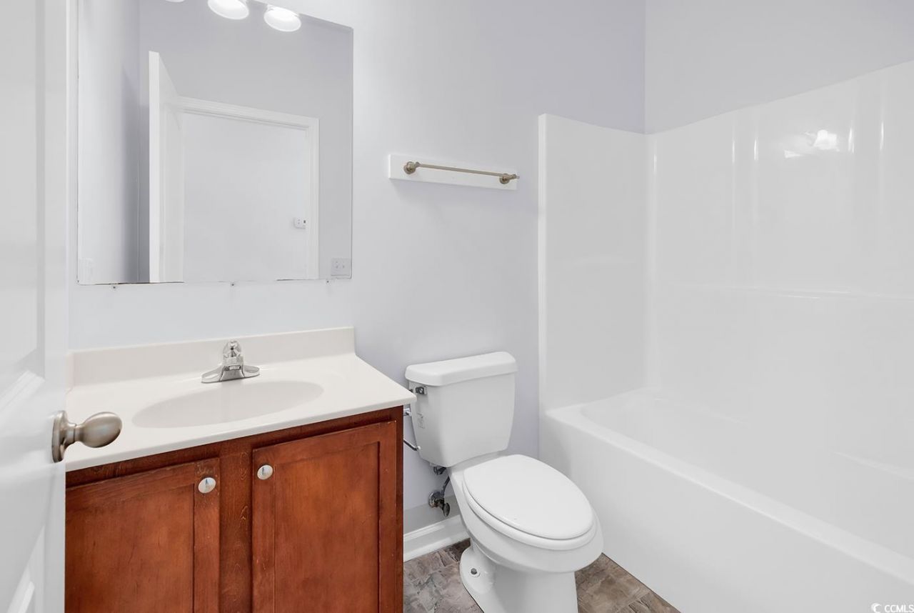 1636 Stuart Square Circle Photo 24