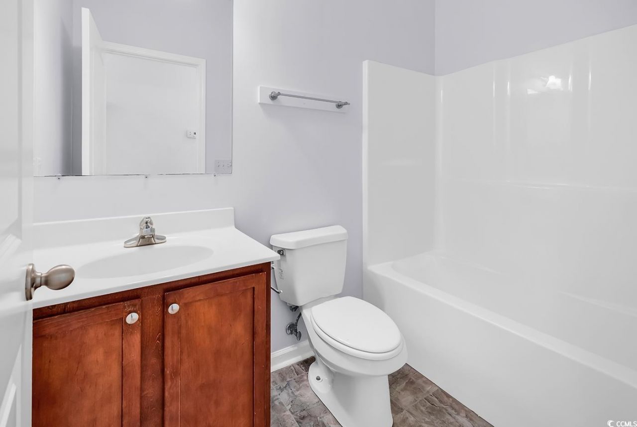 1636 Stuart Square Circle Photo 25