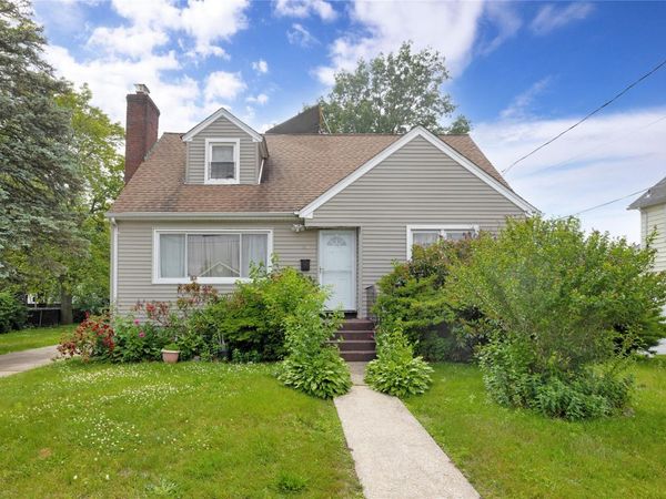 602 Leonard Avenue, Uniondale, NY 11553