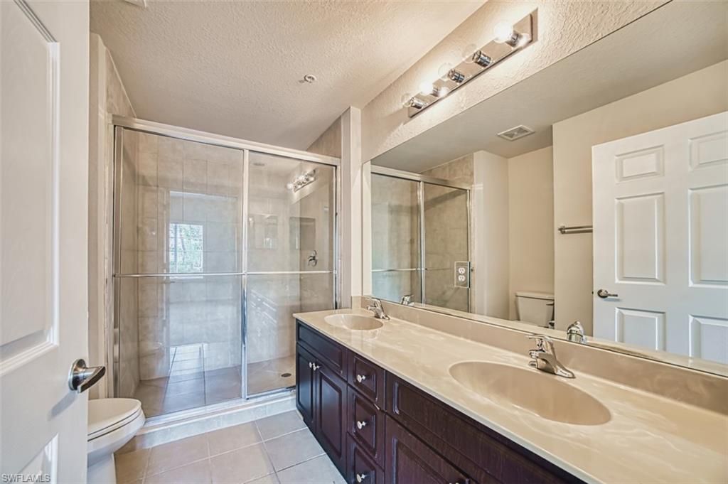 13190 Bella Casa Cir, Unit 141, Fort Myers, FL 33966 Photo