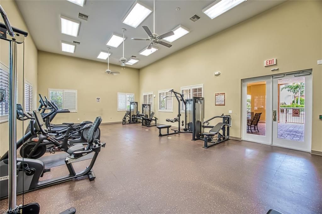 13190 Bella Casa Cir, Unit 141, Fort Myers, FL 33966 Photo