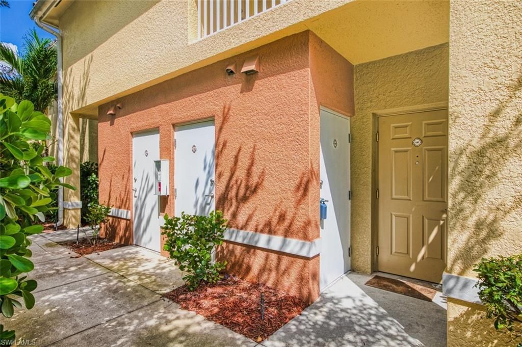 13190 Bella Casa Cir, Unit 141, Fort Myers, FL 33966 Photo