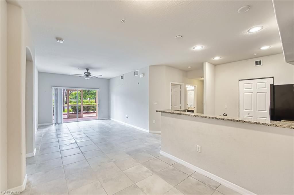 13190 Bella Casa Cir, Unit 141, Fort Myers, FL 33966 Photo
