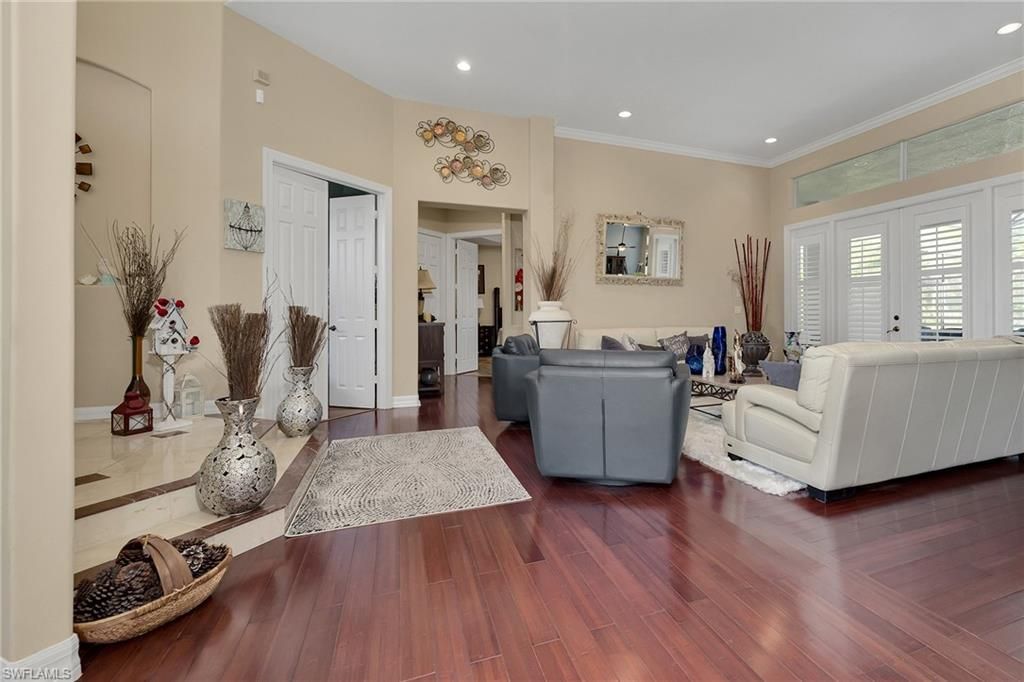 1640 Golden Gate Blvd W, Naples, FL 34117 Photo