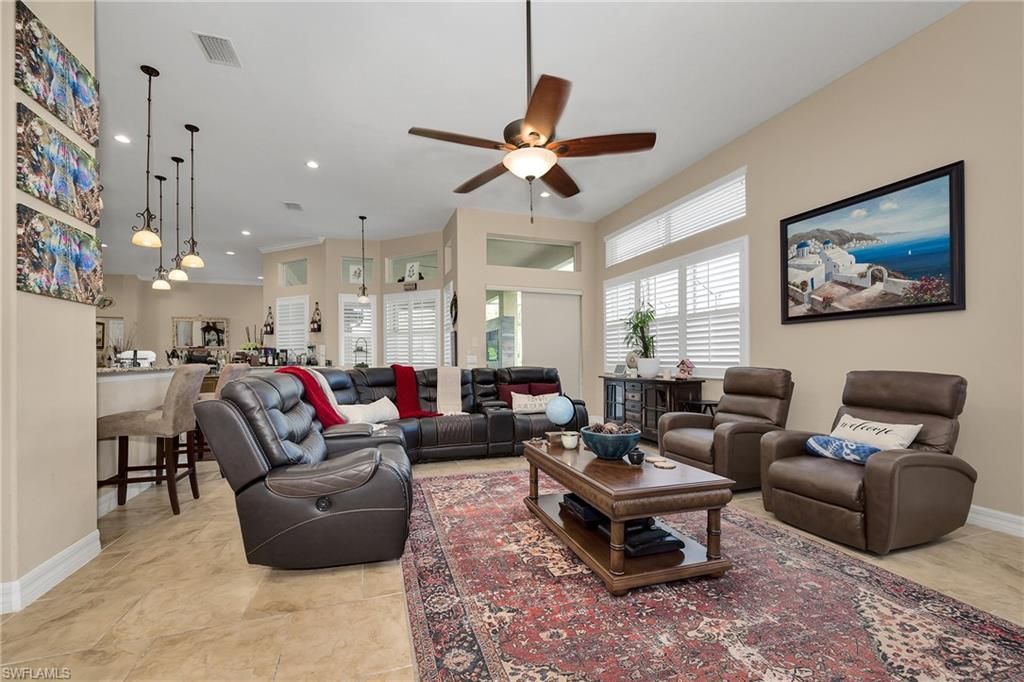 1640 Golden Gate Blvd W, Naples, FL 34117 Photo