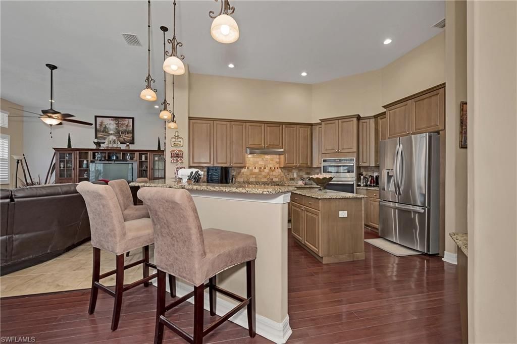 1640 Golden Gate Blvd W, Naples, FL 34117 Photo