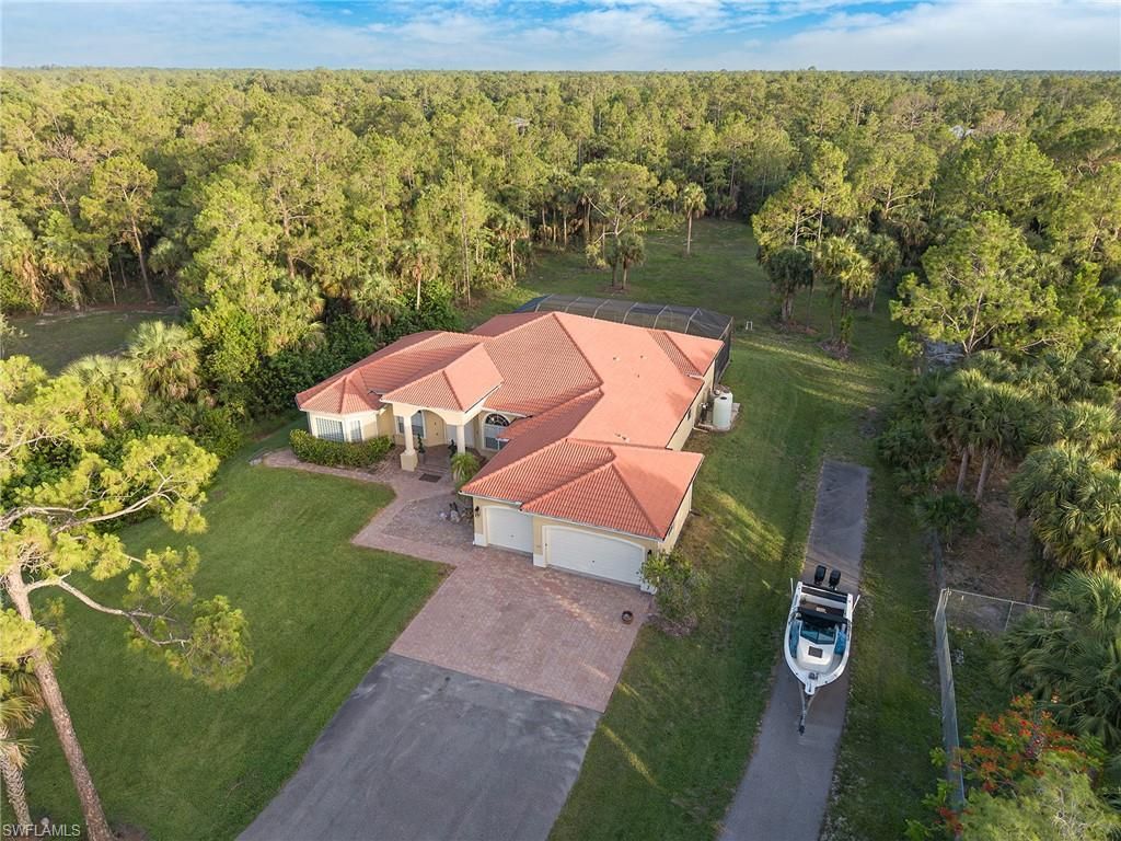 1640 Golden Gate Blvd W, Naples, FL 34117 Photo
