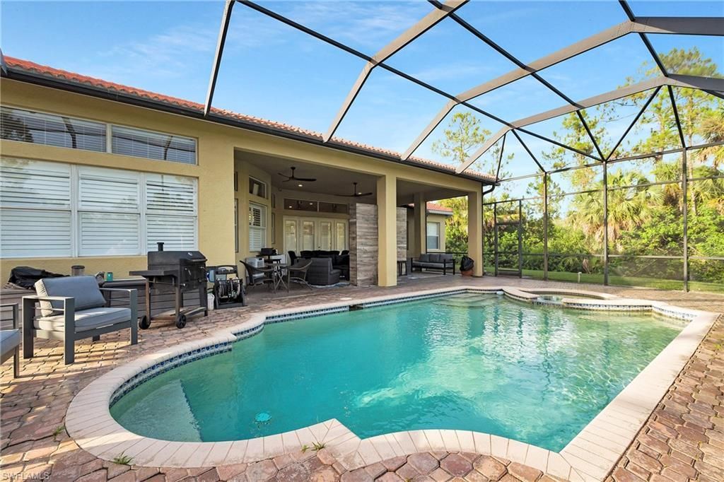 1640 Golden Gate Blvd W, Naples, FL 34117 Photo