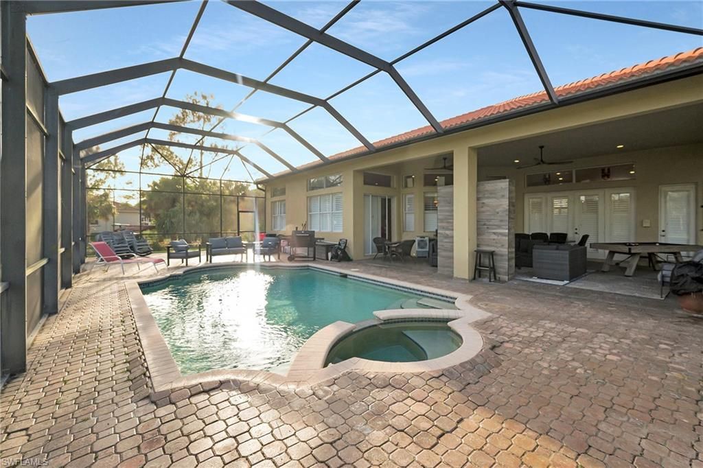 1640 Golden Gate Blvd W, Naples, FL 34117 Photo