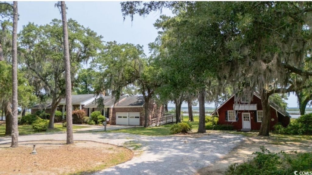 951 Herriott Farms Dr. Photo 4