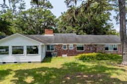 951 Herriott Farms Dr. photo 4