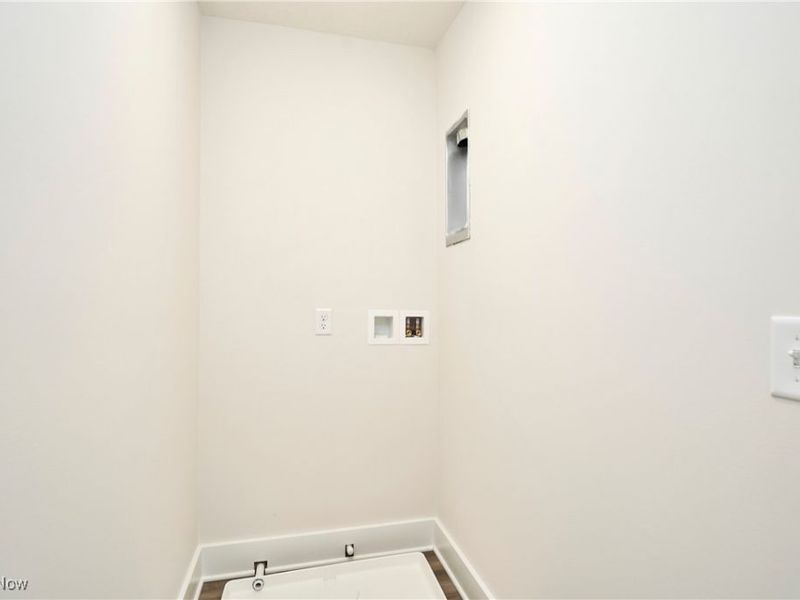 606 Mull Avenue, Unit 13, Akron, OH 44313 Photo 14