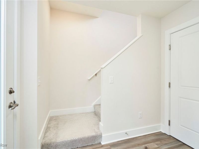 606 Mull Avenue, Unit 13, Akron, OH 44313 Photo 16