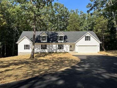 320 Jenkins Road, Bowling Green, KY 42101