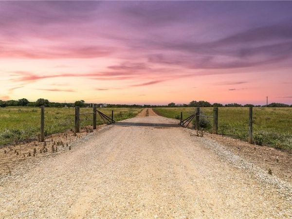 TBD(I) US Hwy 90a East, Hallettsville, TX 77964