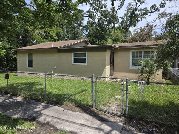 1651 W 22ND Street, Jacksonville, FL 32209