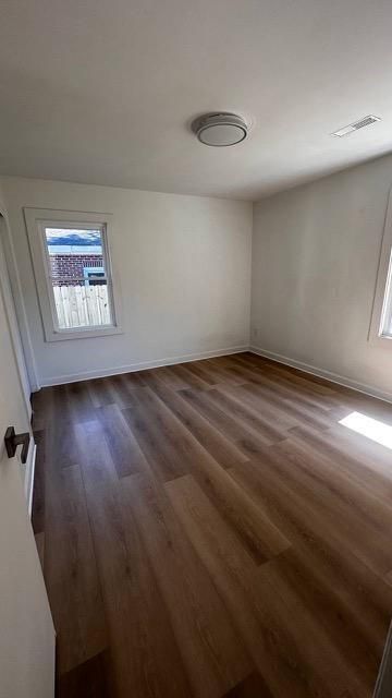 1229 Winston Street Photo 13