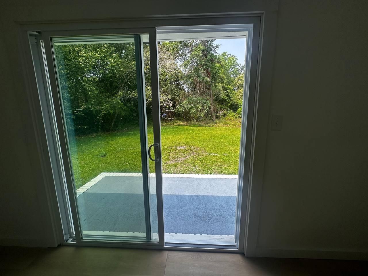 1229 Winston Street Photo 15